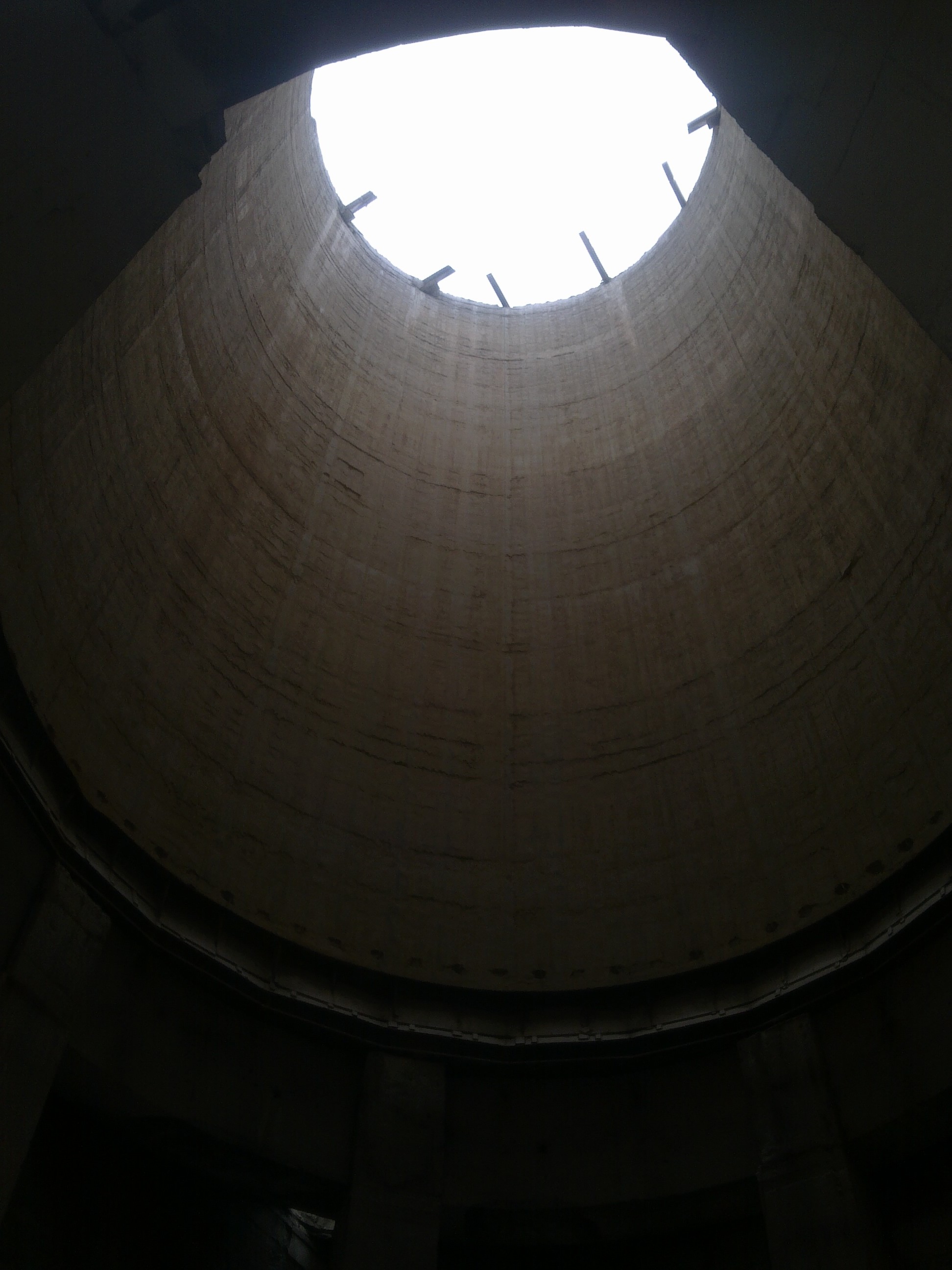 Алмазная резка фрагментов высотного промышленного монолита (Сочи) - фото 2
